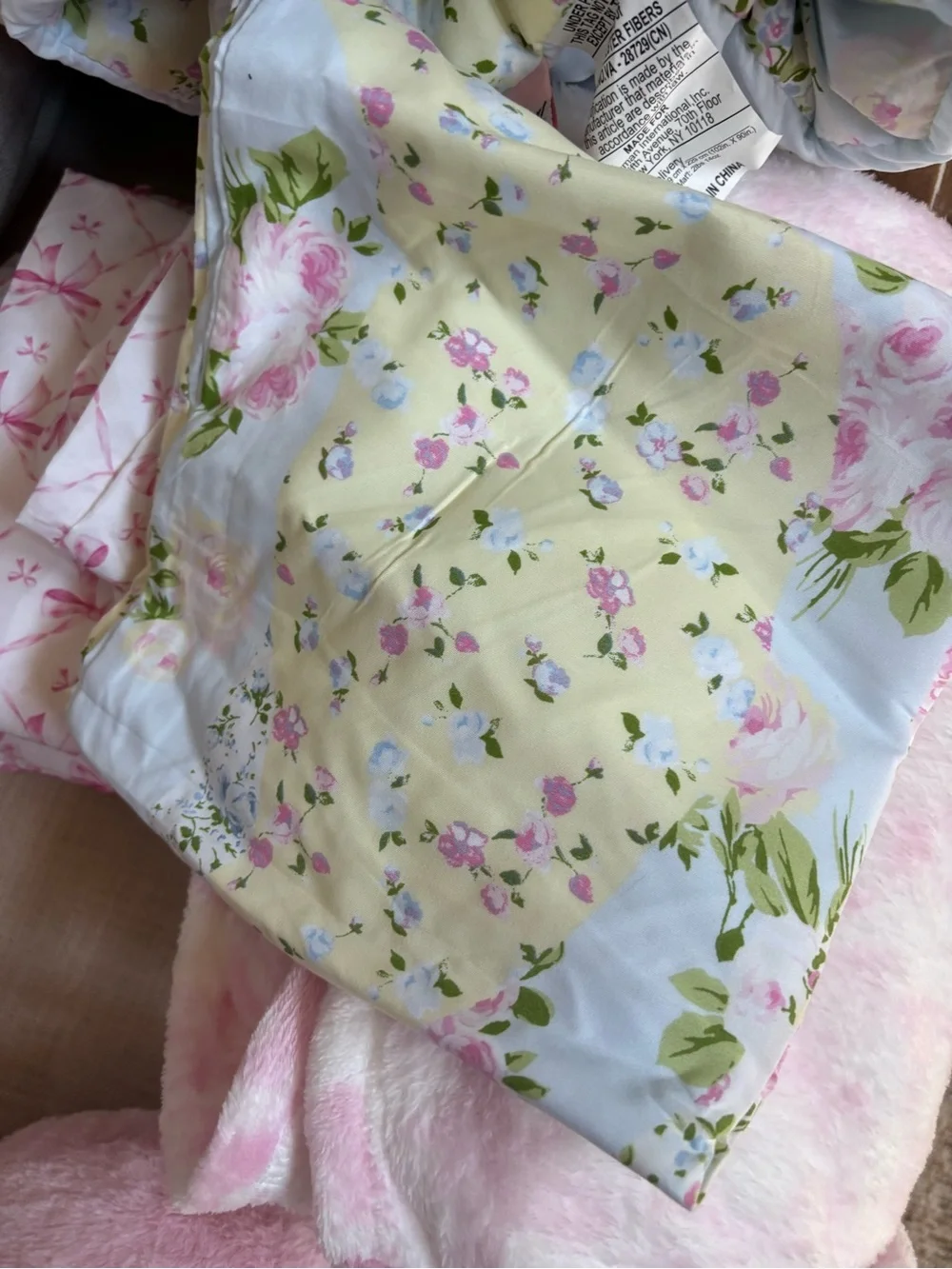 Betsey Johnson King 8-Pc Comforter Set Floral Butterfly Hearts Bow Sheets